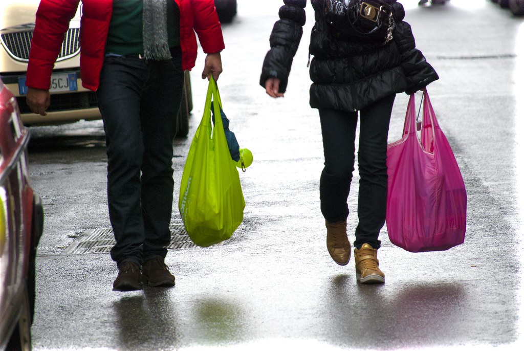 Istat, ad aprile crescono i prezzi al consumo. Sale l’energia, cala il cibo