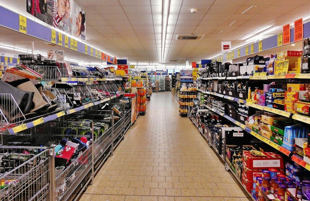 Lavoratori Coop, 400 in protesta