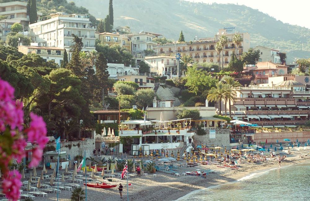 Case vacanza: aumentano compravendita e affitti