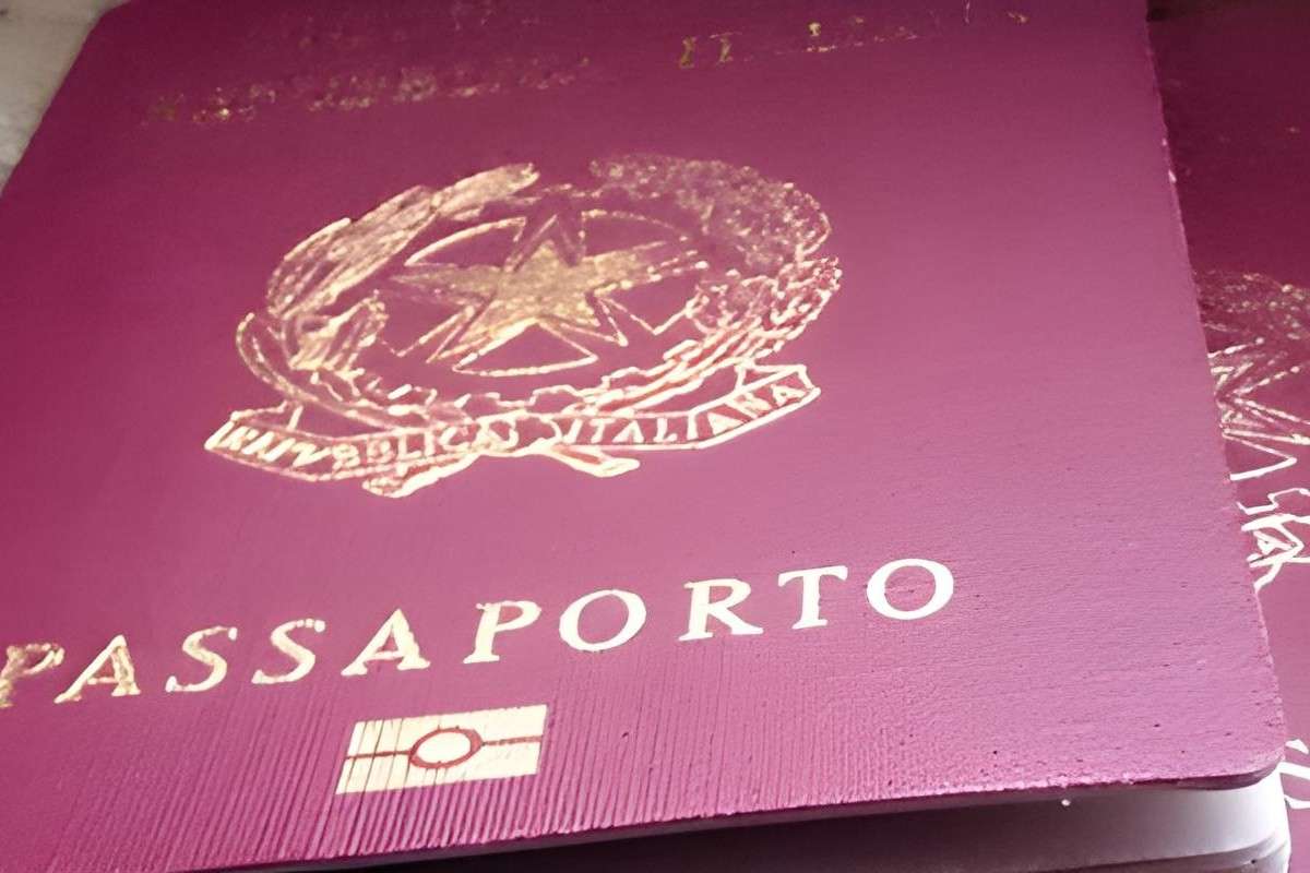 Passaporto, attesa lunga ma non a Catania e Palermo: si fa entro 20 giorni