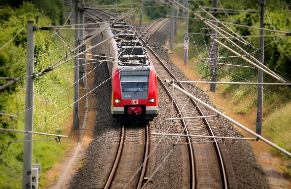 Furto di rame, treni bloccati 7 ore