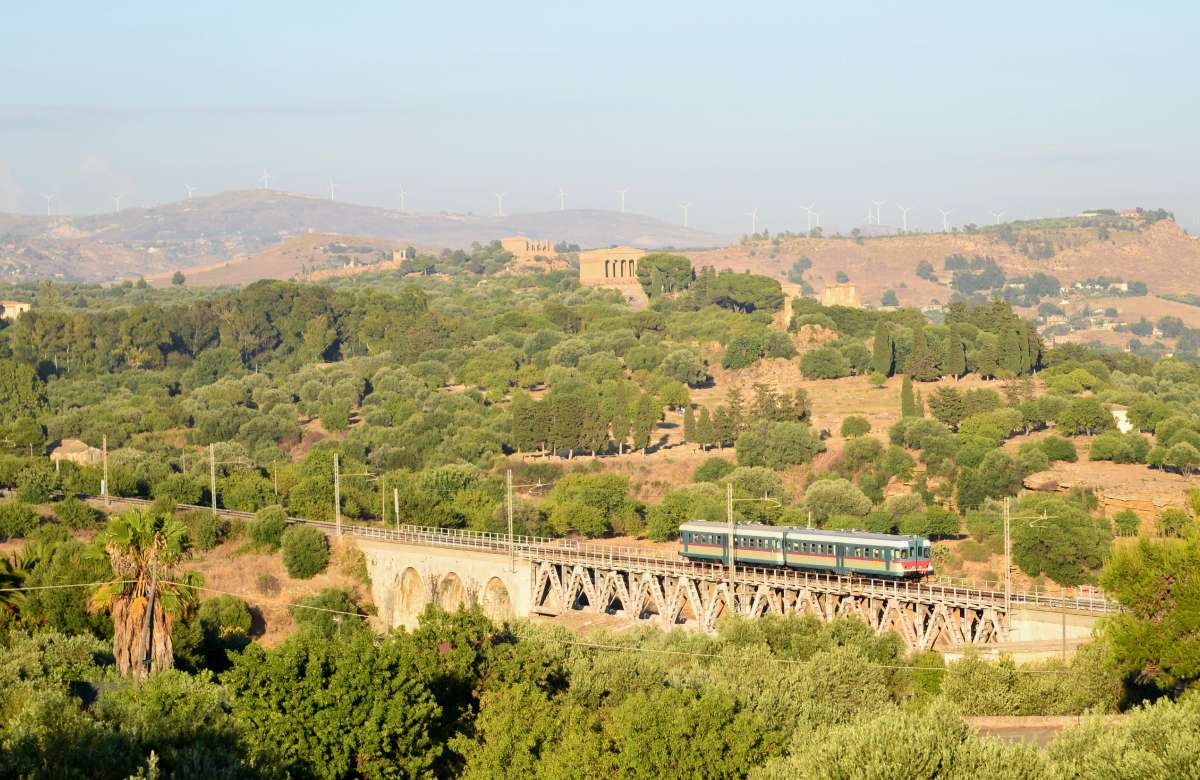 Turismo, in Sicilia tornano i treni storici. Biglietti da 2 euro per tratta