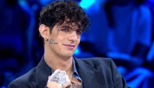 Addio Achille Lauro scontro violentissimo - Focusicilia.it