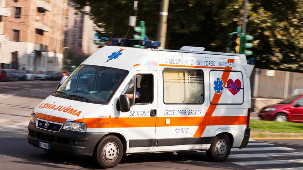 Ambulanza - fonte_Ansa - LaSvolta.it