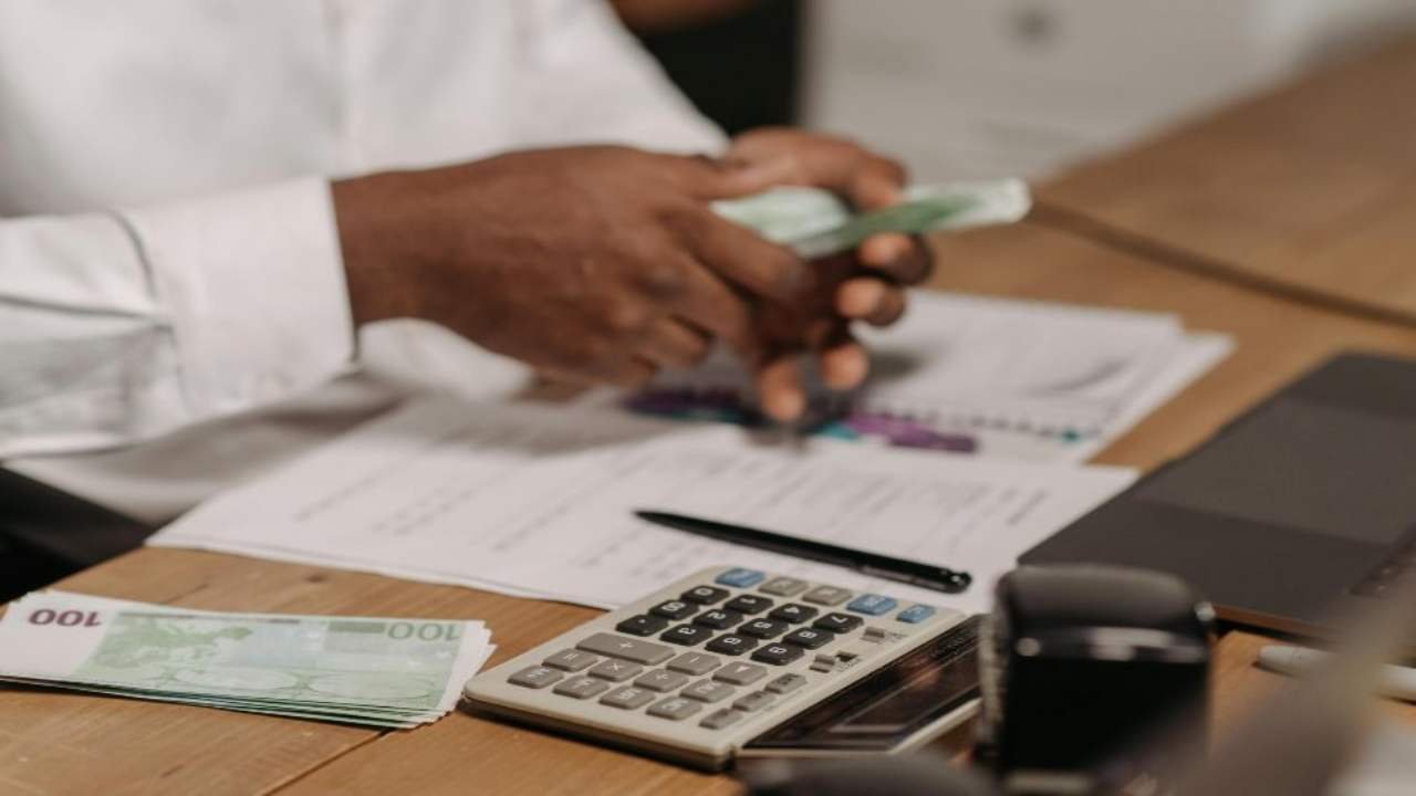 Stipendio e busta paga (Pexels)-focusicilia.it