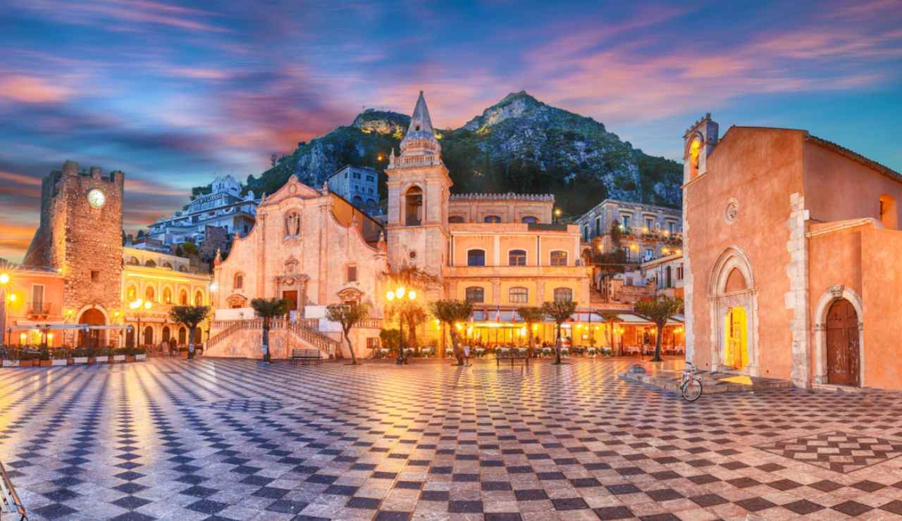 Taormina è uno dei luoghi magici della Sicilia