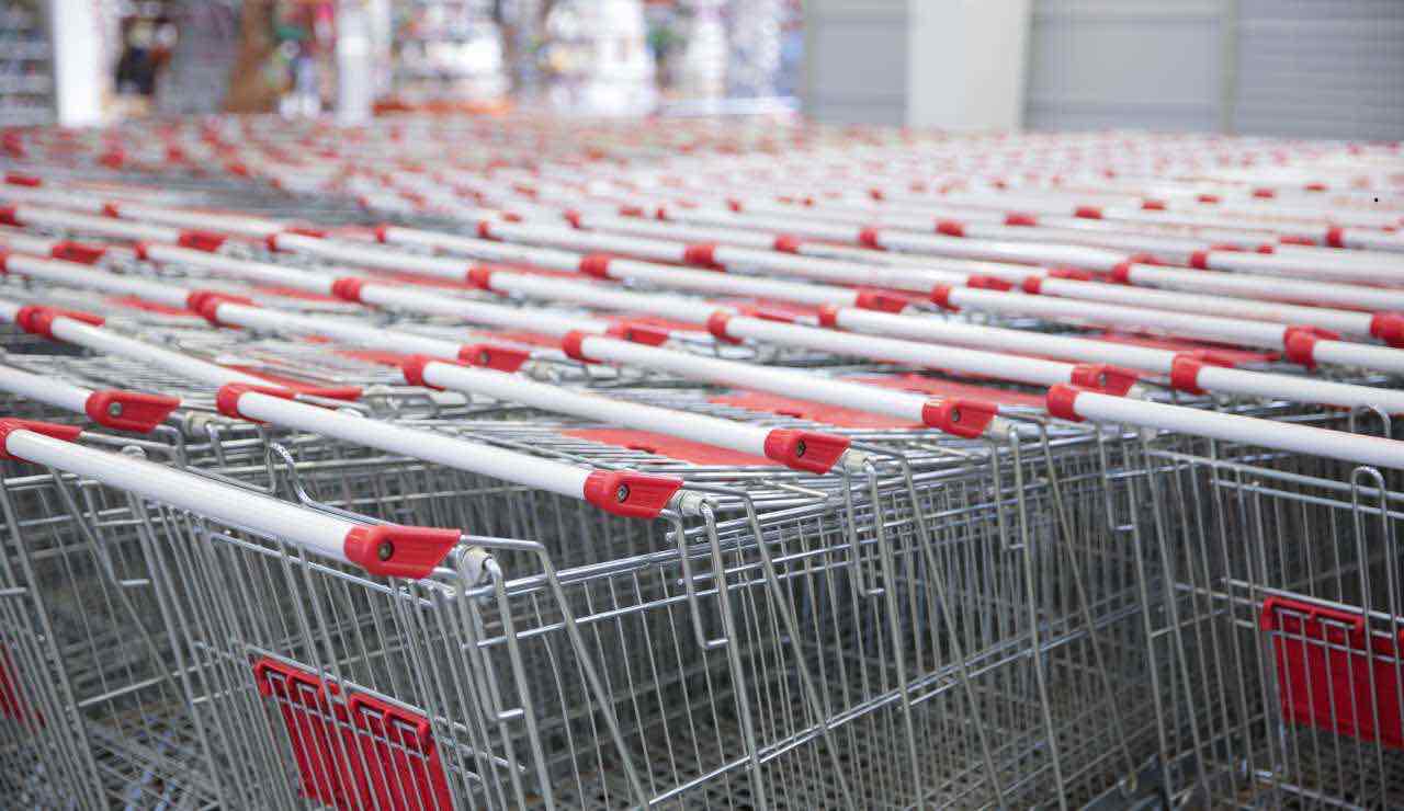 Carrello supermercato - fonte_Canva - focusicilia.it