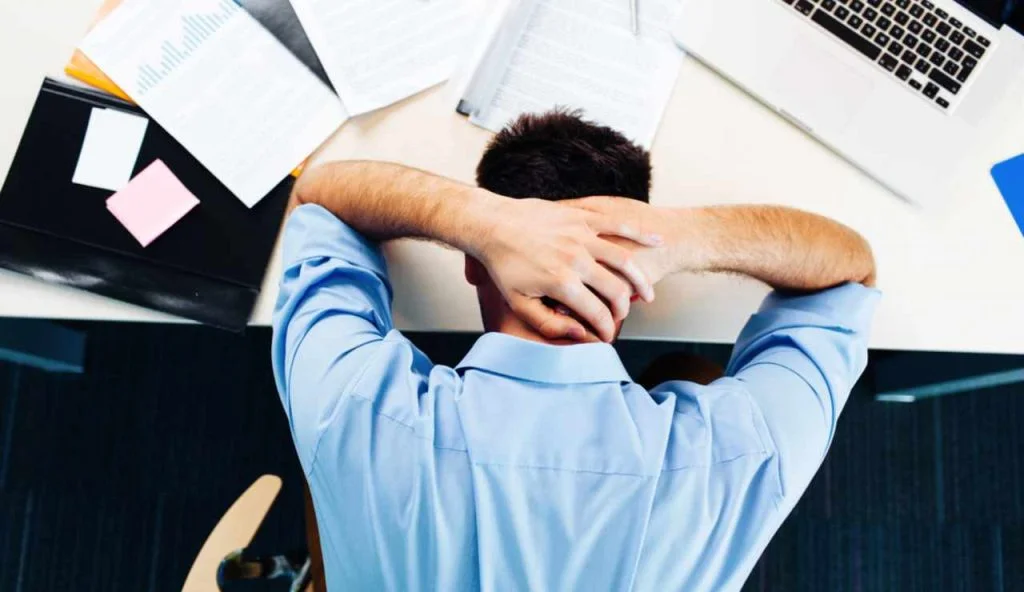 Sicilia agli ultimi posti, nessuna puntualità nei pagamenti: le aziende grandi non danno i soldi ai dipendenti | rischi l’insoluto