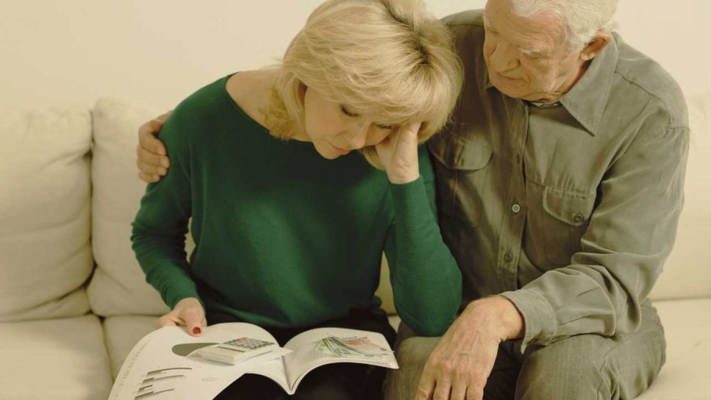 Pensioni 2026, la beffa clamorosa: chi non ha mai lavorato prenderà più soldi di chi ha versato contributi per 20 anni