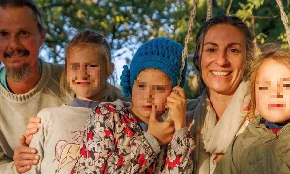 Famiglia nel bosco, è finita molto male: “Hanno rifiutato” | Abbandonati durante la crisi più grave