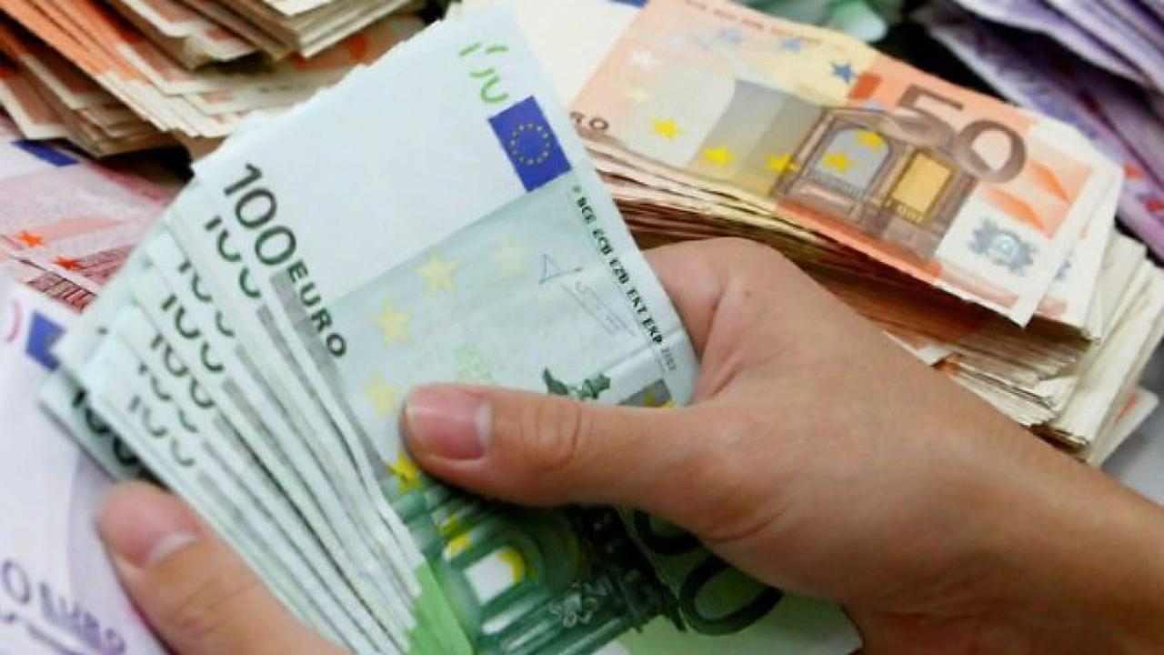 Assegno di inclusione, il Governo cancella il mese “a vuoto”: dall’anno prossimo arriva senza interruzioni | Incassi tutte le mensilità piene